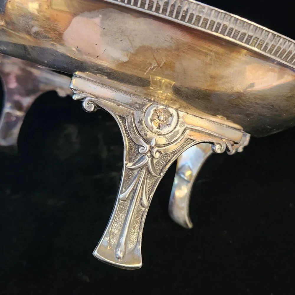 Simpson Hall Miller Medallion Greek Roman Face Dish Basket Silver Plated Antique